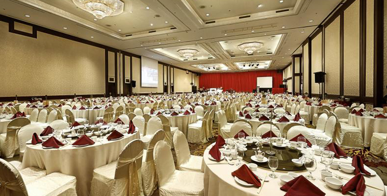 Berjaya Penang Hotel - Dewan Berjaya - Banquet Setup Overall View